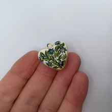 Load image into Gallery viewer, 3. heart talisman
