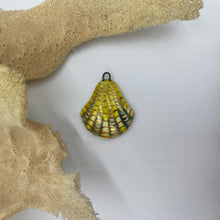 Load image into Gallery viewer, 14. shell talisman
