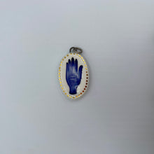 Load image into Gallery viewer, 21. hamsa hand talisman