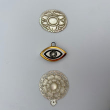 Load image into Gallery viewer, 99. small black eye talisman