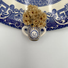 Load image into Gallery viewer, 160. little vase talisman