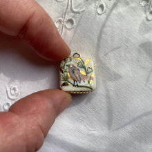 Load image into Gallery viewer, 111. bird talisman