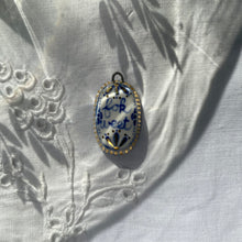 Load image into Gallery viewer, 68. fok weet talisman