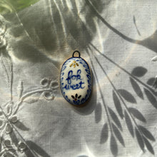 Load image into Gallery viewer, 97. fok weet talisman