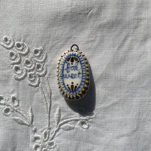 Load image into Gallery viewer, 100. fok weet talisman