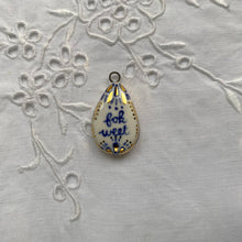 Load image into Gallery viewer, 137. fok weet talisman