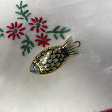 Load image into Gallery viewer, 29. fish talisman