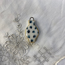 Load image into Gallery viewer, 140. flower pot talisman