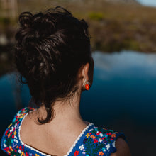 Load image into Gallery viewer, Enamel flower 3