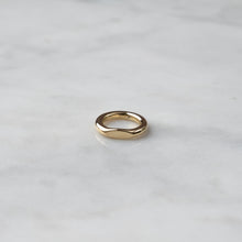Load image into Gallery viewer, Brass ring 1