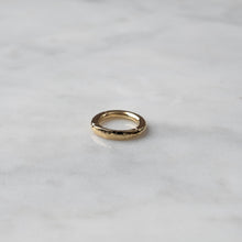 Load image into Gallery viewer, Brass ring 3