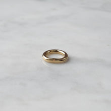 Load image into Gallery viewer, Brass ring 4