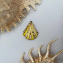 Load image into Gallery viewer, 19. shell talisman
