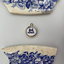 Load image into Gallery viewer, 48. fok weet talisman
