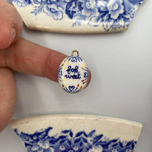 Load image into Gallery viewer, 56. fok weet talisman
