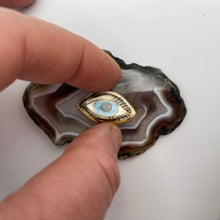 Load image into Gallery viewer, 148. eye talisman
