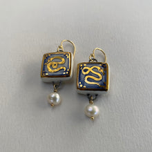 Load image into Gallery viewer, Talisman earrings 4
